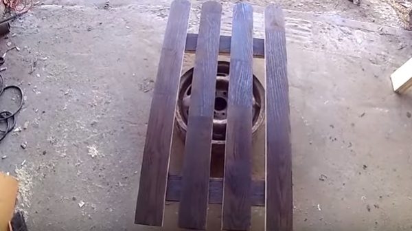 Крепим рейки